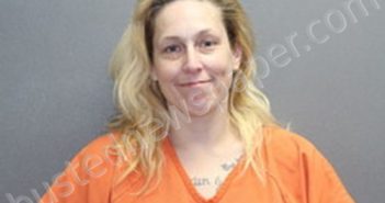 RACHEAL NICOLE WESTMAN | 2023-03-08 Labette County, Kansas Booking