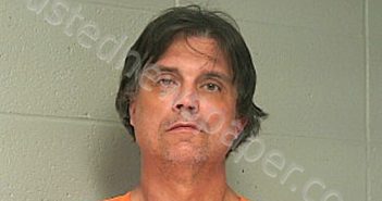 COLLINS, MICHAEL V | 2023-04-05 19:07:32 Woodford County, Kentucky Booking