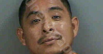 PABLOHERNANDEZ,MAURICIO | 2023-04-17 Collier County, Florida Booking