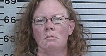 CAMPBELL, REBECCA LYNN | 2023-04-21 07:33:25 Hood County, Texas Booking