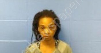 SERRITTA MAYS | 2023-04-28 01:54:00 Faulkner County, Arkansas Booking