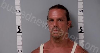 MOFFETT, JEREMY SCOT | 2023-07-10 22:28:00 Gratiot County, Michigan Booking