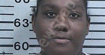 OLIVER, KIETA NICOLE | 2023-10-05 15:54:37 Hood County, Texas Booking