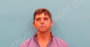 CLAYTON LINNENS | 2023-11-18 04:43:00 Kendall County, Texas Booking