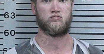 YOUNG, BROCK PATRICK | 2023-11-30 21:13:53 Hood County, Texas Booking