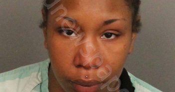 BARTON, DESARAY JANAE | 2023-11-30 19:18:00 Jefferson County, Alabama Booking