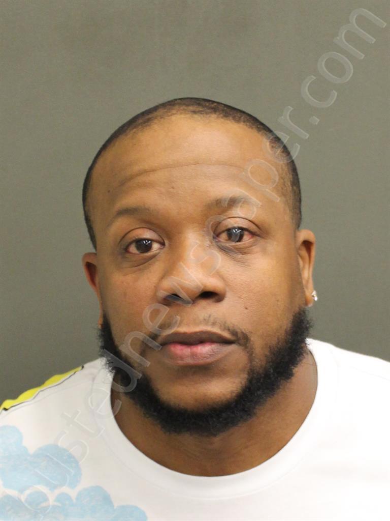 MOSLEY, OCTAVIUS ANTHONY #, Orange County, Florida - 2023-12-03 20:28:00