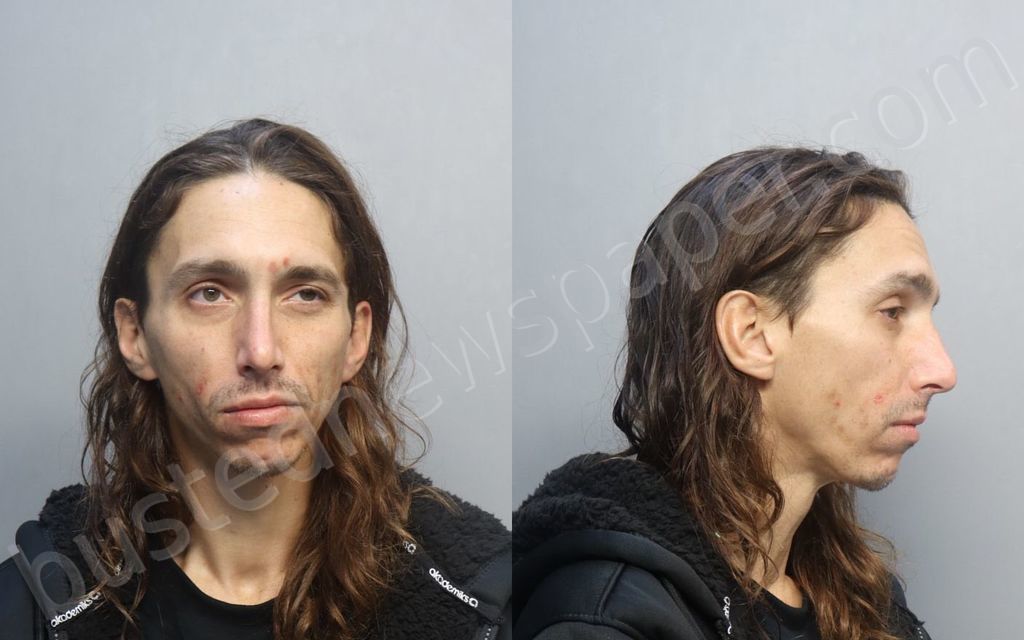 MARTINEZ, DOMINIC ROLANDO #, Miami-Dade County, Florida - 2023-12-16 20:14:00
