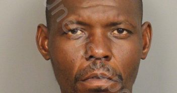 MOORE, MARTIZE DEWAYNE | 2023-12-23 12:27:00 Jefferson County, Alabama Booking