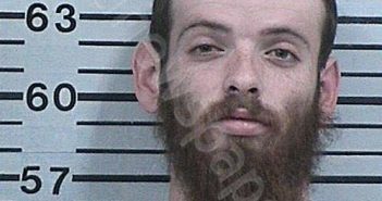 MOSLEY, BLAKE THOMAS HUTSON | 2024-01-05 00:05:18 Hood County, Texas Booking
