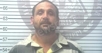 <B>LOWELL</B>, <B>DUSTIN</B> <B>JAMES</B> #, Harrison County, Mississippi - 2024-01-15 03:49:00
