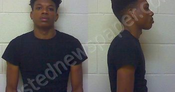 BERRY JAQUAN NYQUEZ | 2024-01-30 17:27:28 Craven County, North Carolina Booking