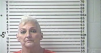 HOGAN, PHYLLIS JEAN | 2024-03-30 17:12:00 Hardin County, Kentucky Booking