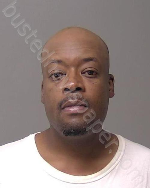 COLE, MICHAEL VINCENT #, Macon County, Illinois - 2024-04-17 01:12:00