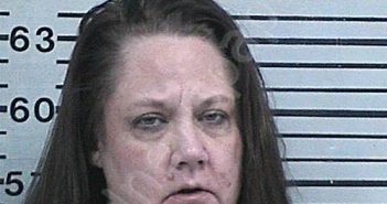 DAVIS, KRYSTAL DAWN | 2024-04-26 01:58:12 Hood County, Texas Booking