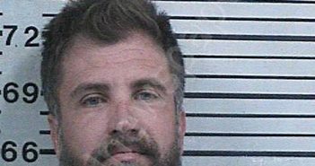 CROWELL, BRANDON THIREL | 2024-04-26 02:38:30 Hood County, Texas Booking