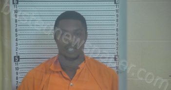 BROWN, TYNARIO R | 2024-04-28 21:51:00 Taylor County, Kentucky Booking