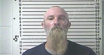 <B>UNDERWOOD</B>, <B>CHAD</B> <B>DAVID</B> #, Hardin County, Kentucky - 2024-05-06 11:27:00