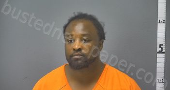 WHITE, DEVANTE LAMAR | 2024-05-26 16:21:00 Middle River, Virginia Booking