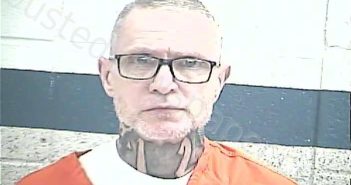 <B>SCROGGINS</B>, <B>PERRY</B> <B>MICHAEL</B> #, Breckinridge County, Kentucky - 2024-11-01 03:44:00