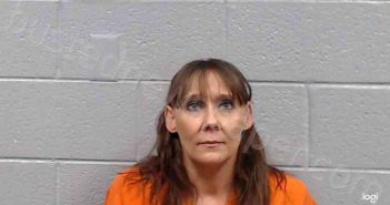 FANKELL, JENNIFER LORI | 2025-01-17 16:00:00 Wood County, West Virginia Booking