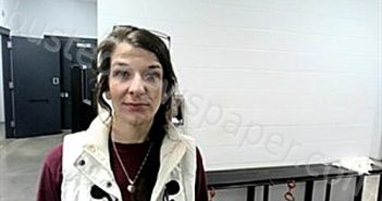 HUGHES, JESSICA NICHOLE | 2025-02-05 11:05:00 Fulton County, Arkansas Booking