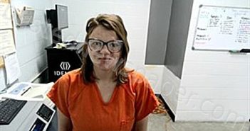 HICKMAN, STACIE NICOLE | 2025-04-03 11:12:00 Fulton County, Arkansas Booking