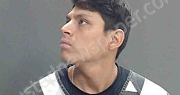 ACEVES, GIOVANI EMANUEL | 2025-04-03 20:36:00 Cameron Parish, Louisiana Booking