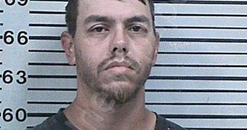 HAWKINS, JAMES WILLIAM | 2025-04-09 20:35:02 Hood County, Texas Booking