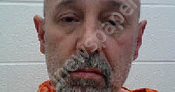 JEFFERY LYNN REEVES | 2025-04-29 14:32:00 Wayne County, Tennessee Booking