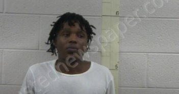 SANDERS , JAYLON | 2025-05-09 16:10:00 Perry County, Tennessee Booking