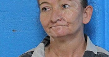 DAVIS, TINAKA RENEE | 2025-05-09 22:16:52 Sullivan County, Tennessee Booking