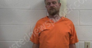 LINDELL, DAMON J | 2025-05-14 02:38:00 Perry County, Tennessee Booking