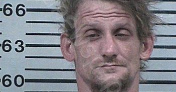 EACRET, ZACHARY PAUL | 2025-05-14 01:23:04 Hood County, Texas Booking