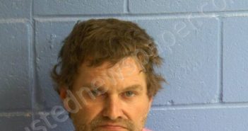 JONES, CURTIS C | 2025-05-14 14:22:00 Humphreys County, Tennessee Booking