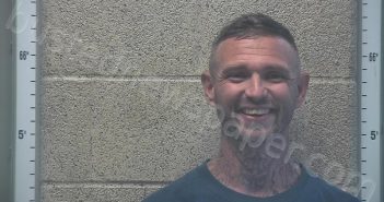 WHITAKER, STEVEN RAY | 2025-05-17 15:36:00 Henderson County, Kentucky Booking