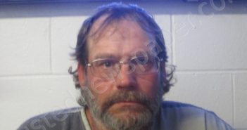 TRAVIS L EDWARDS | 2025-05-17 21:42:00 Orange County, Indiana Booking