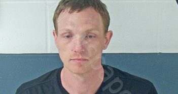 ROSS, DUSTIN AARON | 2025-05-20 13:50:00 Lawrence County, Indiana Booking