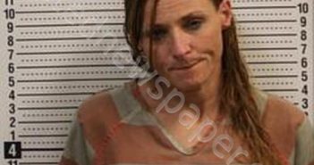 APRIL THORN | 2025-05-21 11:38:00 Greene County, Arkansas Booking