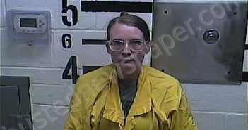 HAHN, SAMANTHA ELLEN | 2025-05-22 22:08:00 Larue County, Kentucky Booking