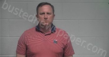 SAALFELD, JONATHAN GAVIN | 2025-06-01 10:06:00 Oldham County, Kentucky Booking