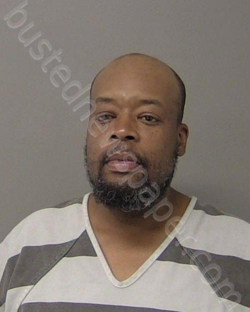 COLE, MICHAEL VINCENT #, Macon County, Illinois - 2025-06-01 20:40:00