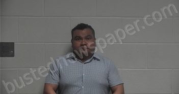 <B>LOPEZ</B>-HERNANDEZ, <B>MANUEL</B> #, Oldham County, Kentucky - 2025-06-09 16:11:00