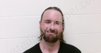 CAULLEY, DERRICK LEE | 2025-06-19 23:21:00 Scioto County, Ohio Booking