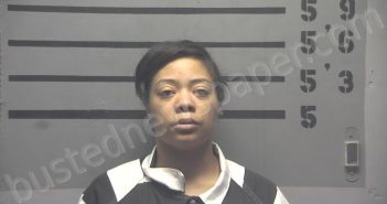 TURNER, JERI LATOYA KIERA | 2025-06-22 22:23:00 Hopkins County, Kentucky Booking