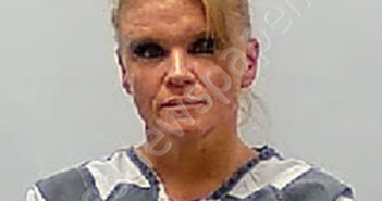 MOON, KIMBERLY MARIE | 2025-06-26 21:14:00 Calhoun County, Texas Booking