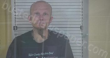 REYNOLDS, CHRISTOPHER S | 2025-08-07 18:25:00 Taylor County, Kentucky Booking