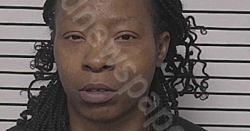TURNER, YOLANDA SHAWNTAIL | 2025-08-07 01:54:00 Iredell County, North Carolina Booking