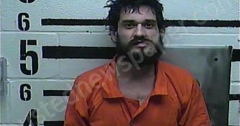 SOSA, ESTEBAN NMN | 2025-09-03 03:57:00 Larue County, Kentucky Booking