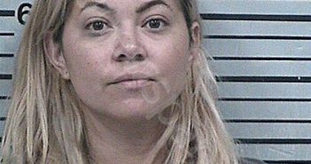 RAMIREZ, KARI RENE | 2025-09-26 00:35:05 Hood County, Texas Booking